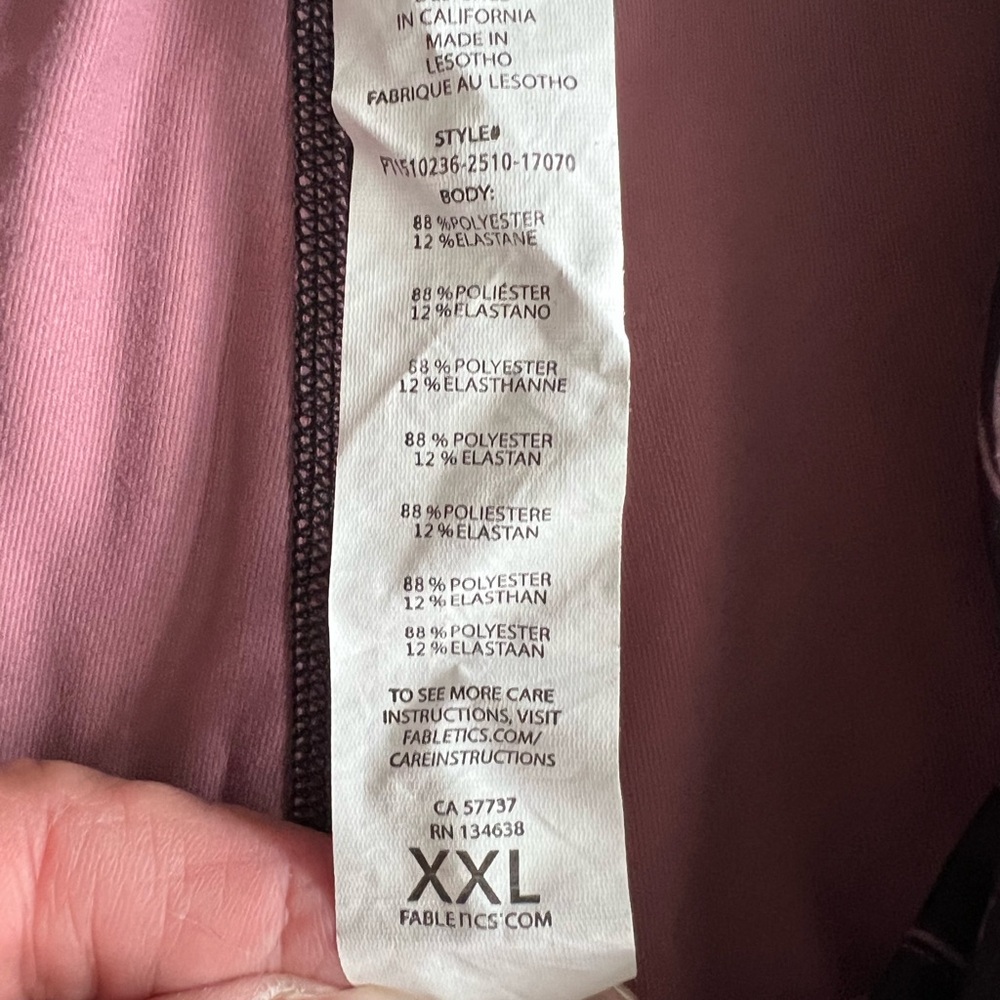 Fabletics leggings - Picture 2 of 3